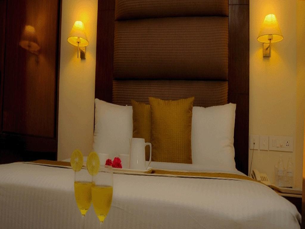 The Gopinivas Grand Hotell Kanyakumari Rom bilde