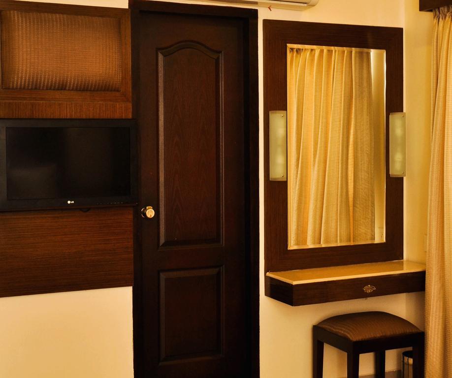 The Gopinivas Grand Hotell Kanyakumari Rom bilde