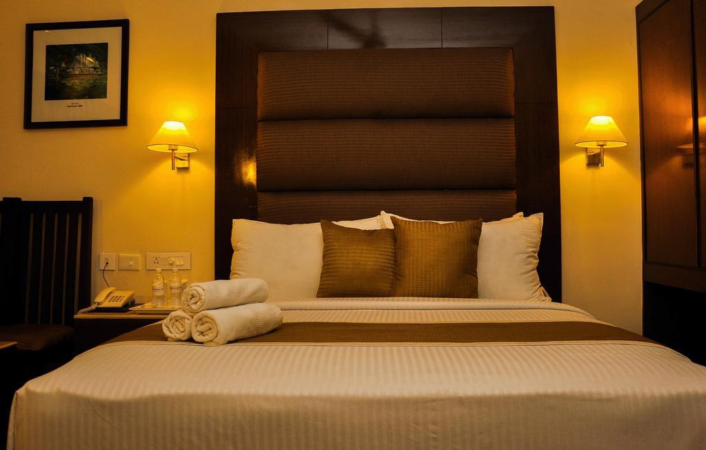 The Gopinivas Grand Hotell Kanyakumari Rom bilde