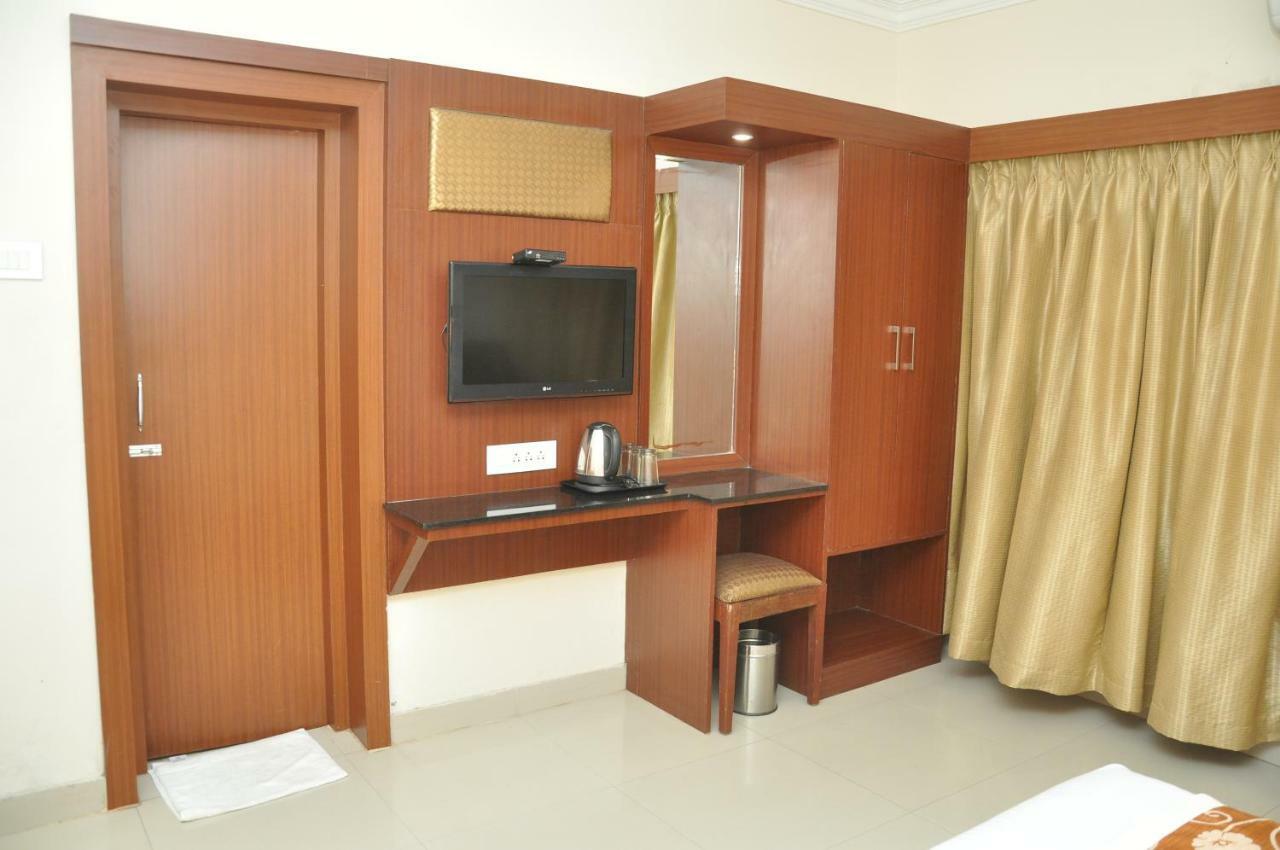 The Gopinivas Grand Hotell Kanyakumari Eksteriør bilde